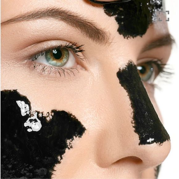 New Eclat Skin London Charcoal Peel-Off Mask - Picture 3 of 13